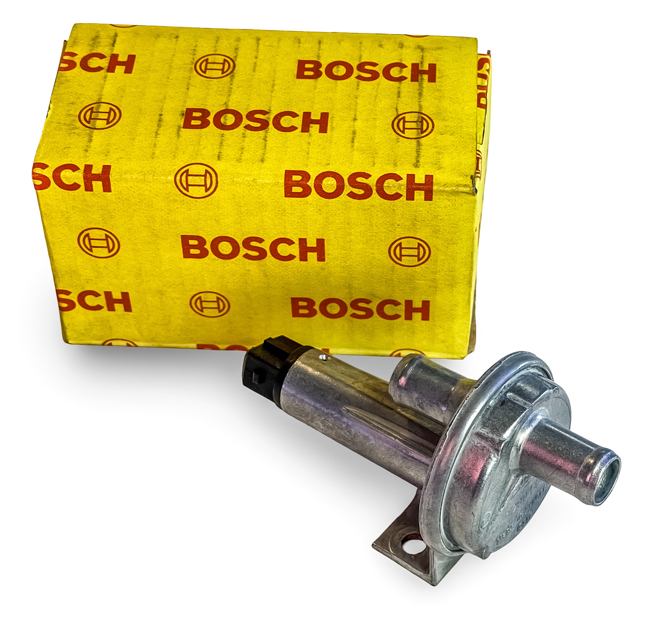 NOS GENUINE BOSCH FRANCE AUXILIARY AIR VALVE - NEW IN BOX - 1979-81 VOLVO 240 SERIES DL & GL 0280140106 0280140106-710