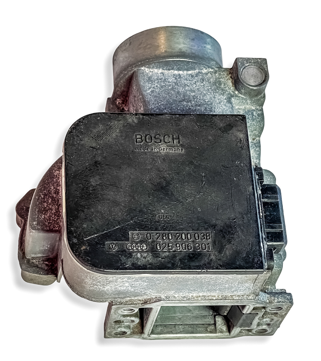 PRE OWNED GENUINE OEM GERMANY BOSCH VW MASS AIR FLOW METER - WORKING - 1980-85 FUEL INJECTED VOLKSWAGEN VANAGON 1.9L / 8 VALVE / 4 CYLINDER / WATER BOXER / NON CALI - 025906301 0280200038