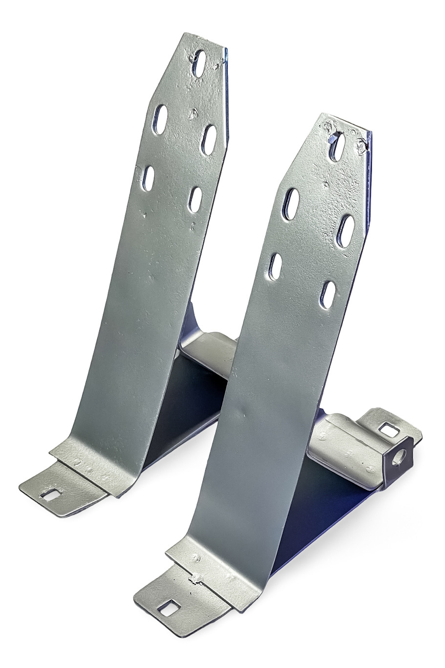 111707333 / 111707334 - USED VERY GOOD GENUINE OEM GERMAN VOLKSWAGEN REAR LEFT DRIVER & RIGHT PASSENGER BUMPER BRACKETS FOR VW 1968-73 TYPE 1 BEETLE / 1971-73 SUPER BEETLE